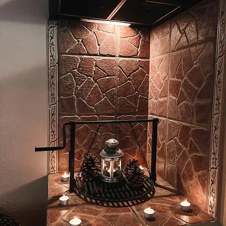 Quaint Artist In Marvelous Nature - Alegrias *